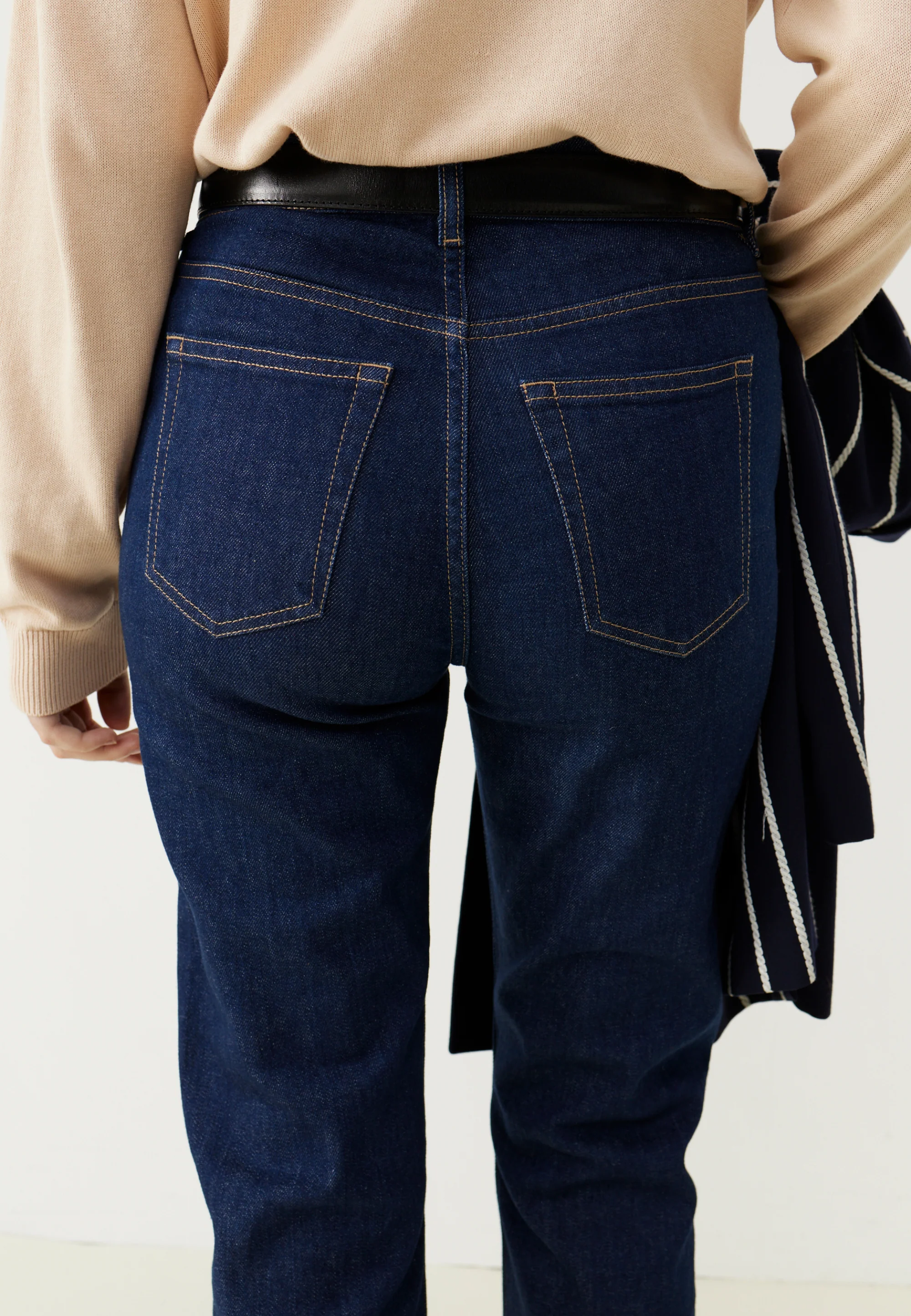 Le jean droit (ancienne génération) - Image 16