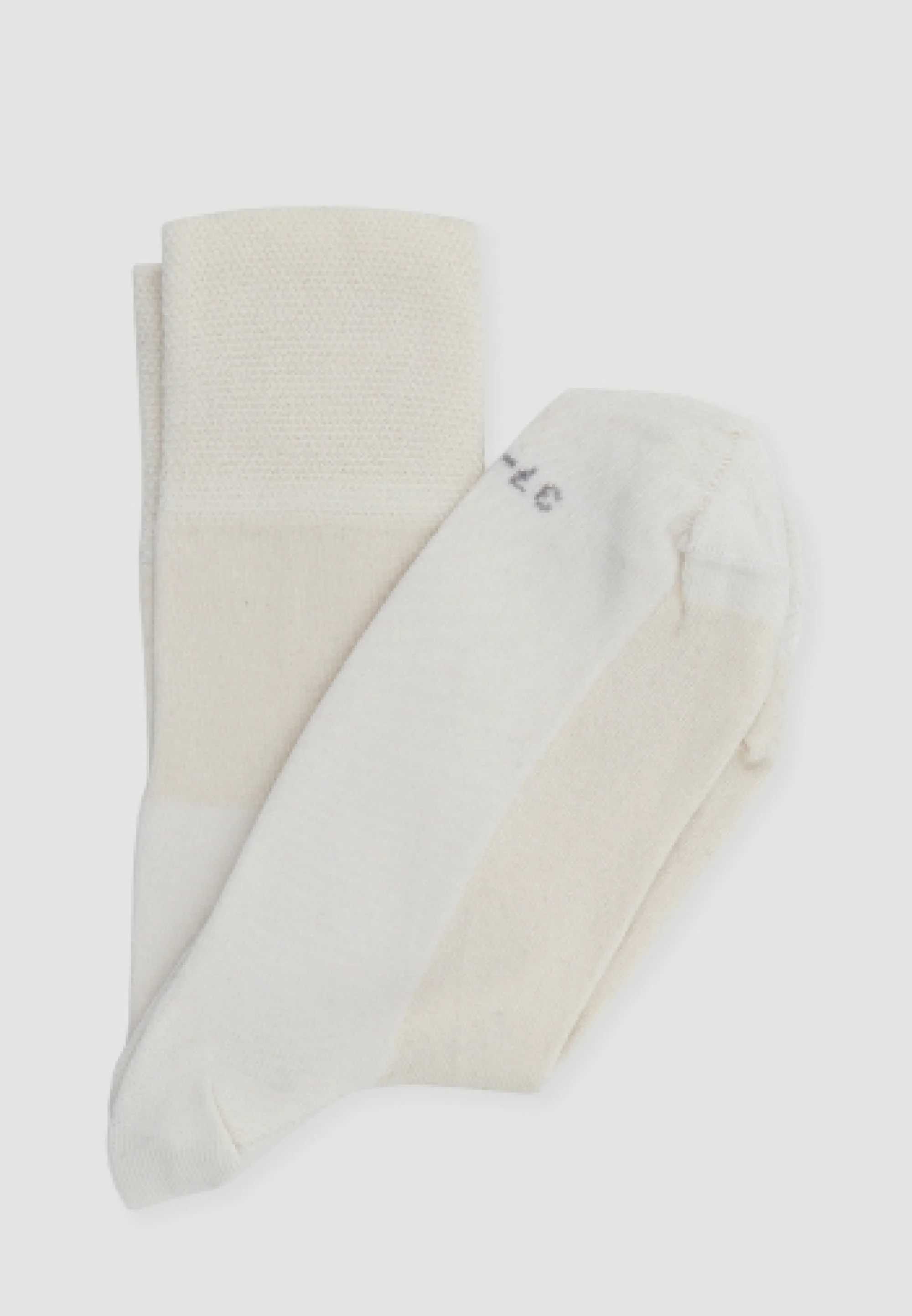 Les chaussettes non teintes - Image 4