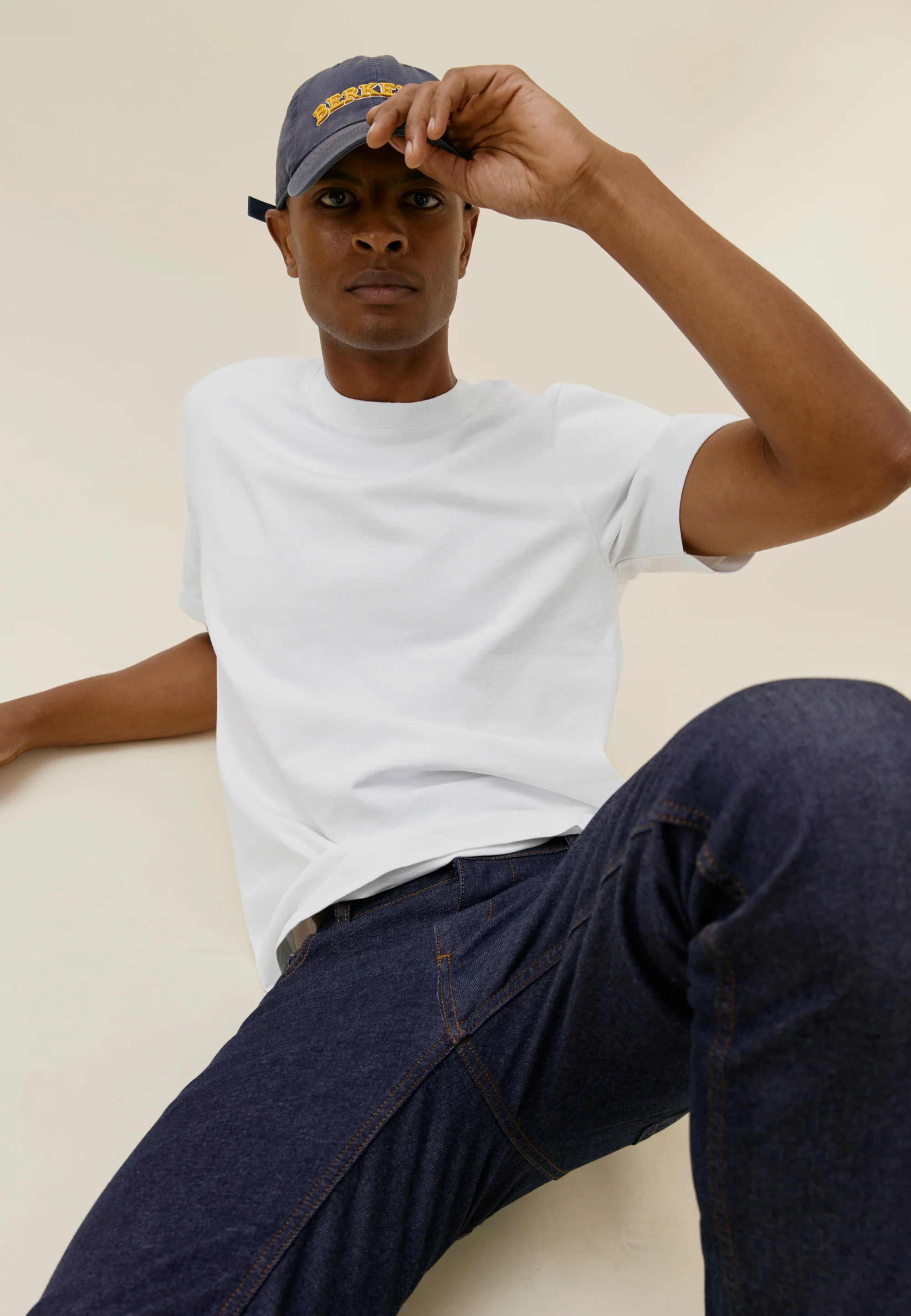 Le t-shirt heavyweight col fin - Image 11