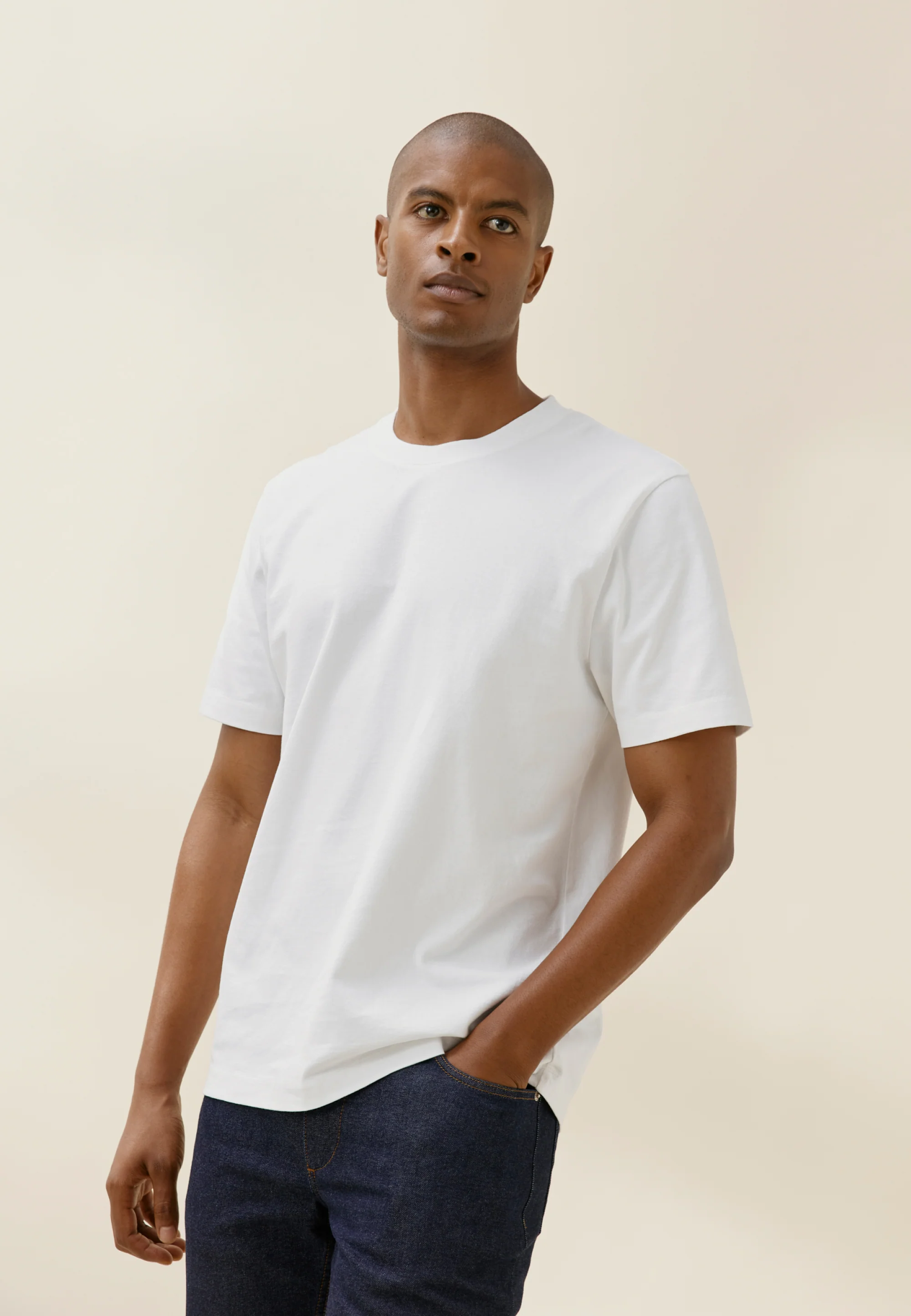 Le t-shirt heavyweight col fin - Image 13