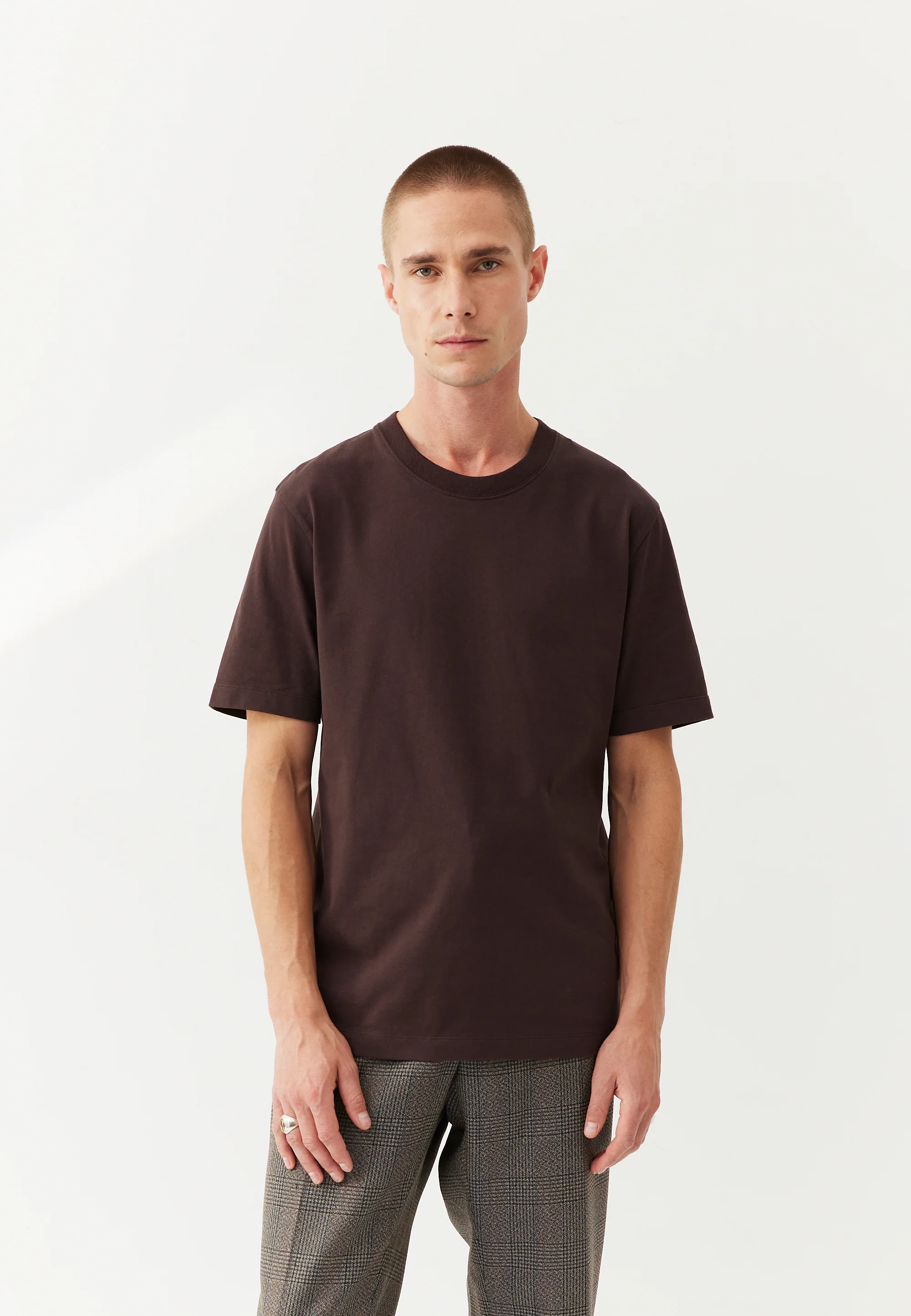 Le t-shirt heavyweight col fin - Image 36